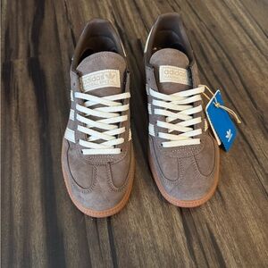 adidas spezial Brown and White Sneakers women’s 9